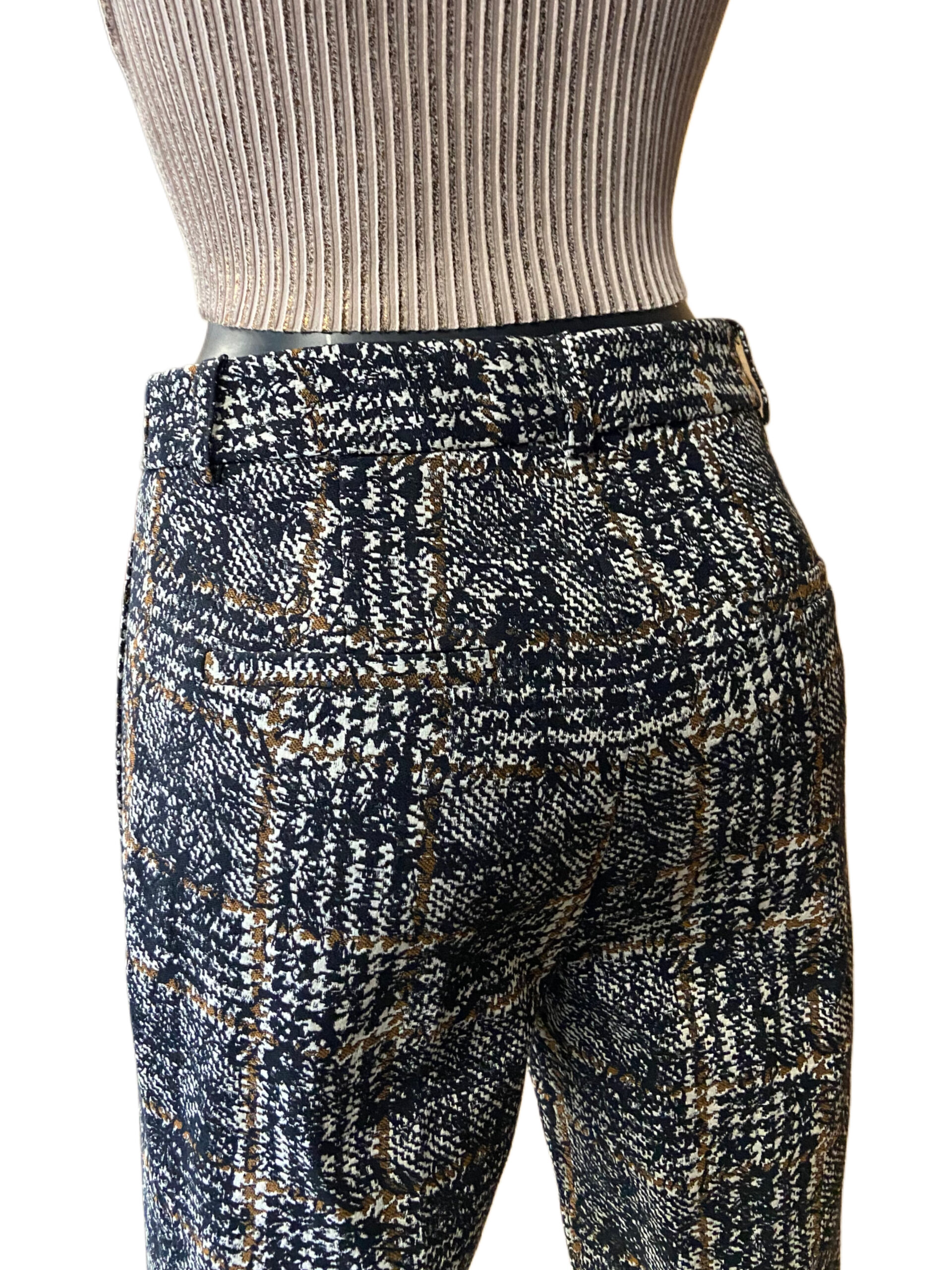 Pantaloni a quadri neri Baldinini donna - immagine 3