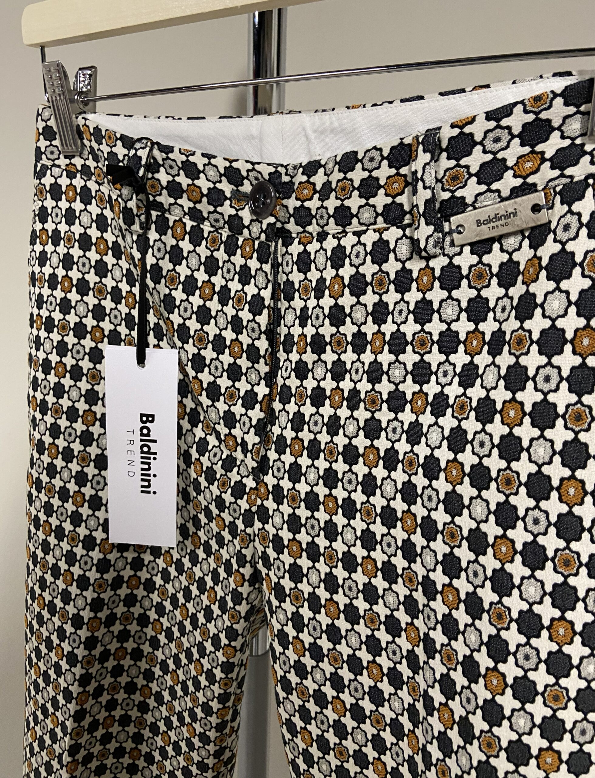 Pantaloni con stampa geometrica Baldinini donna - immagine 2