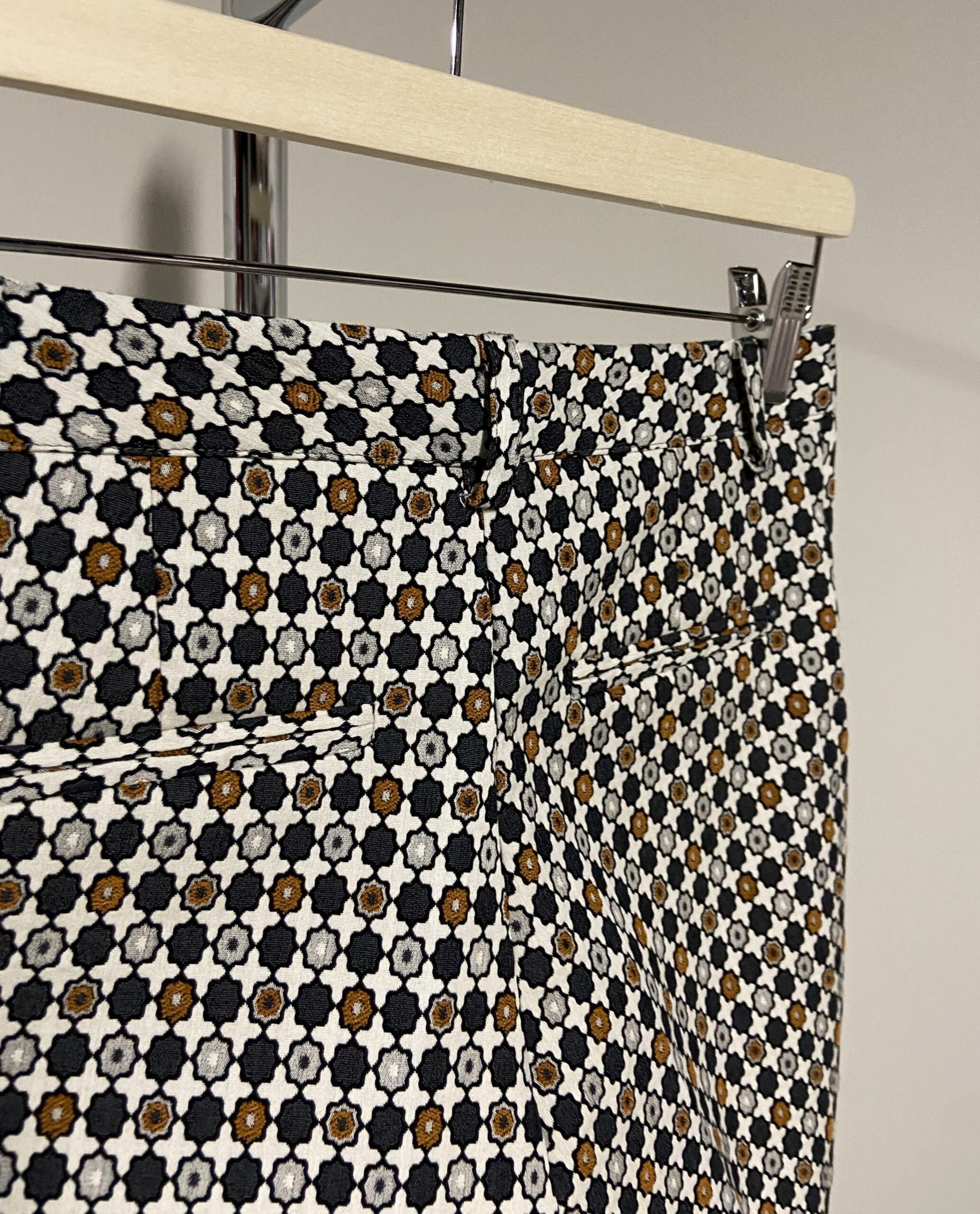 Pantaloni con stampa geometrica Baldinini donna - immagine 3