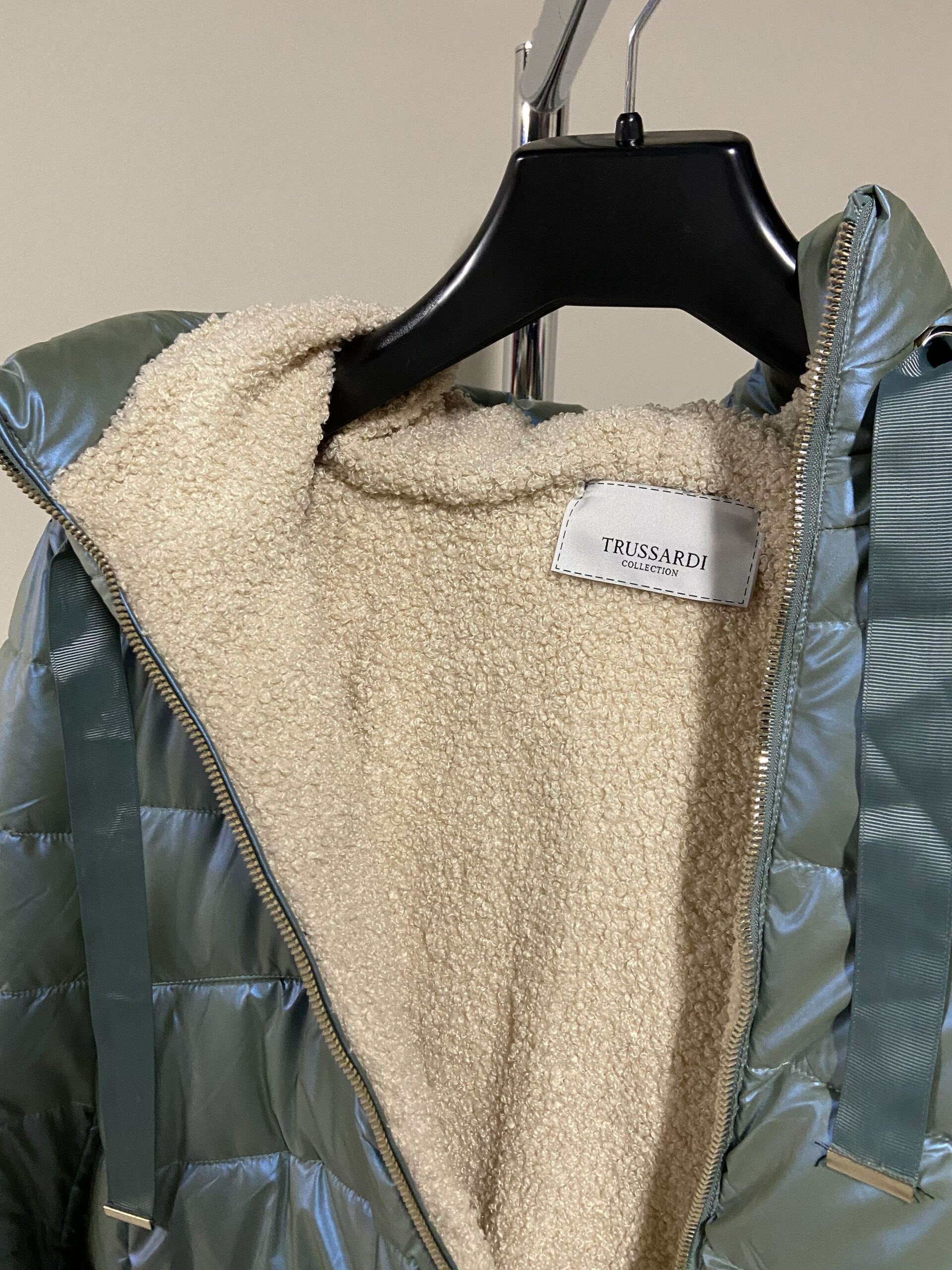 Piumino lungo azzurro reversibile con cappuccio Trussardi donna - immagine 3