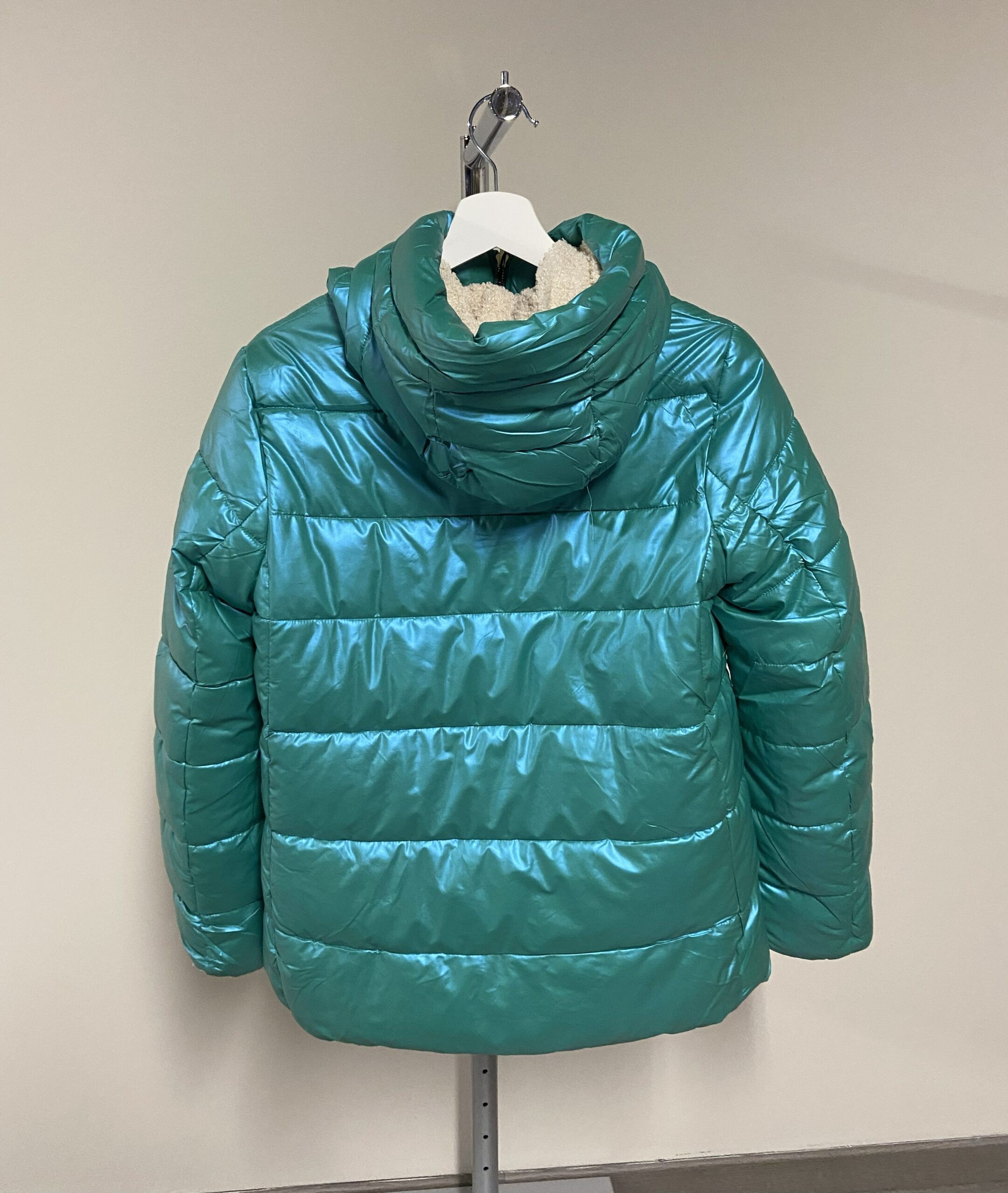 Piumino corto verde acqua lucido Trussardi donna - immagine 4