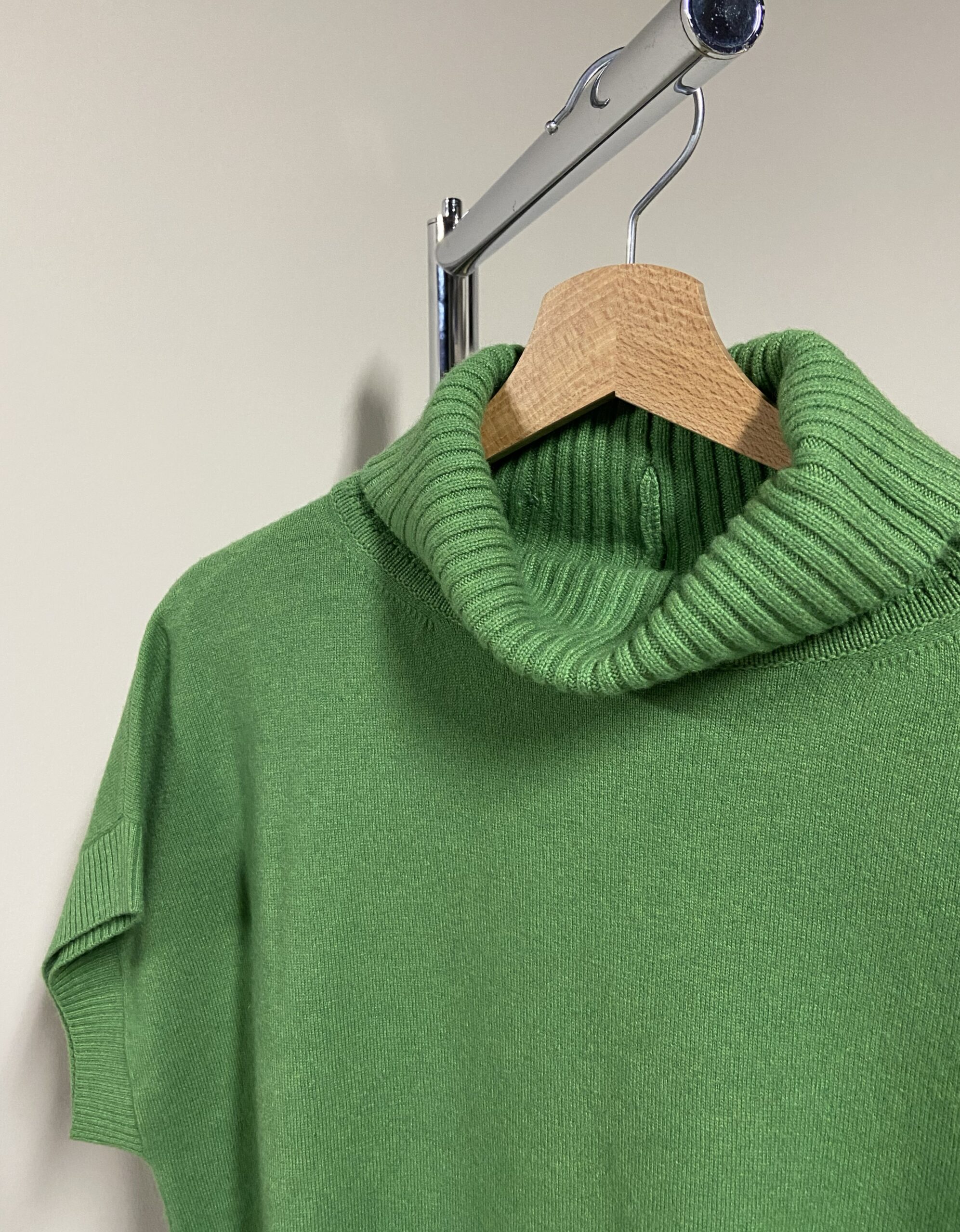 Dolcevita smanicato verde Baldinini donna - immagine 2