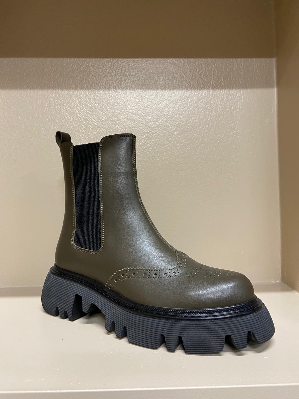 Stivaletti verdi brogue in pelle Cerruti donna