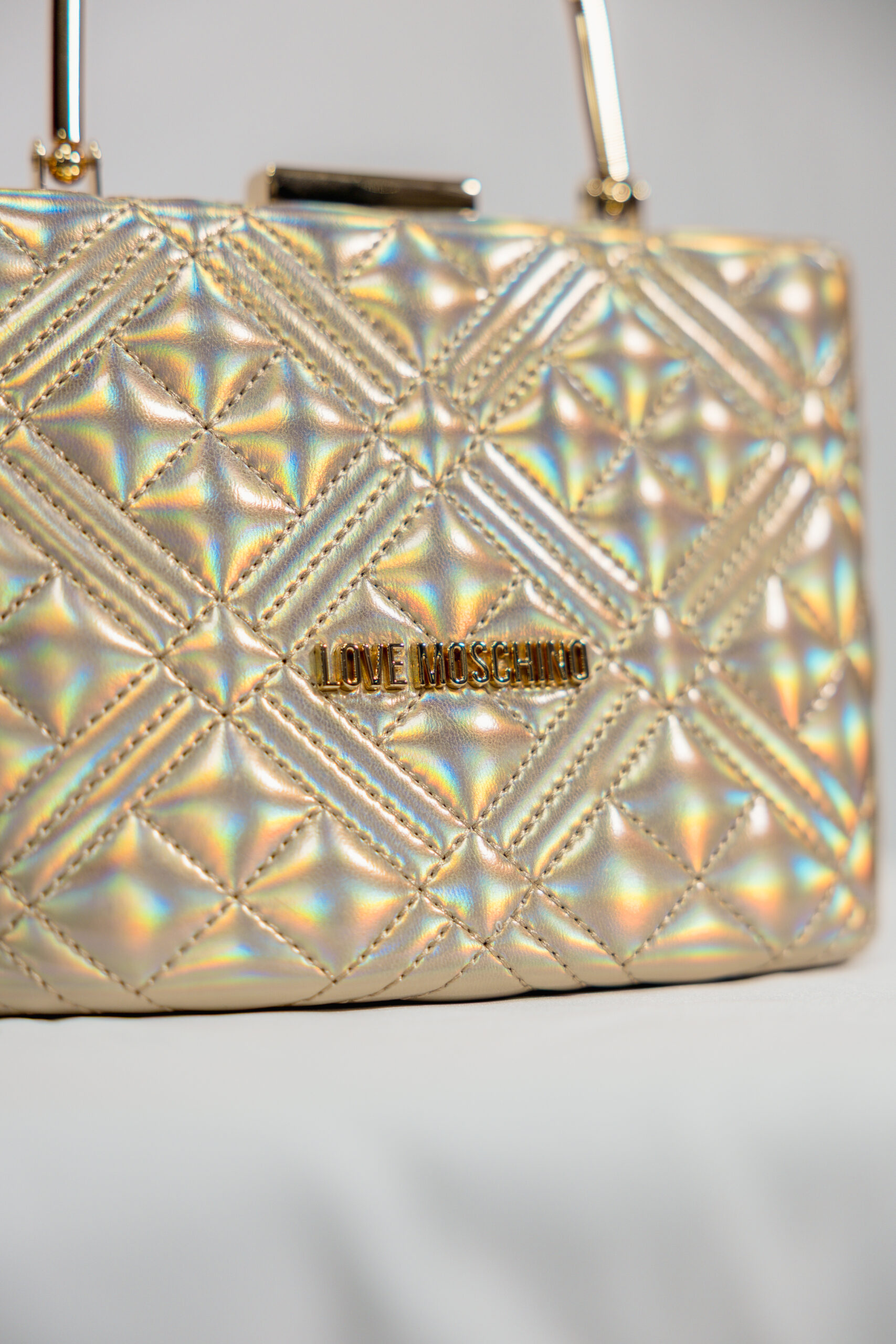 Borsetta rigida oro iridescente Love Moschino - immagine 2